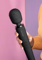 Nabíjateľný masážny prístroj Le Wand — obrázok 9